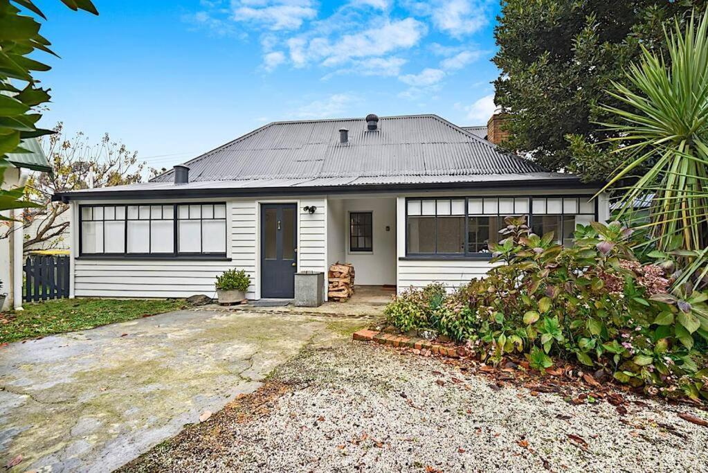 Blackwood Tree Cottage - Heritage Listed Property - Evandale! Εξωτερικό φωτογραφία